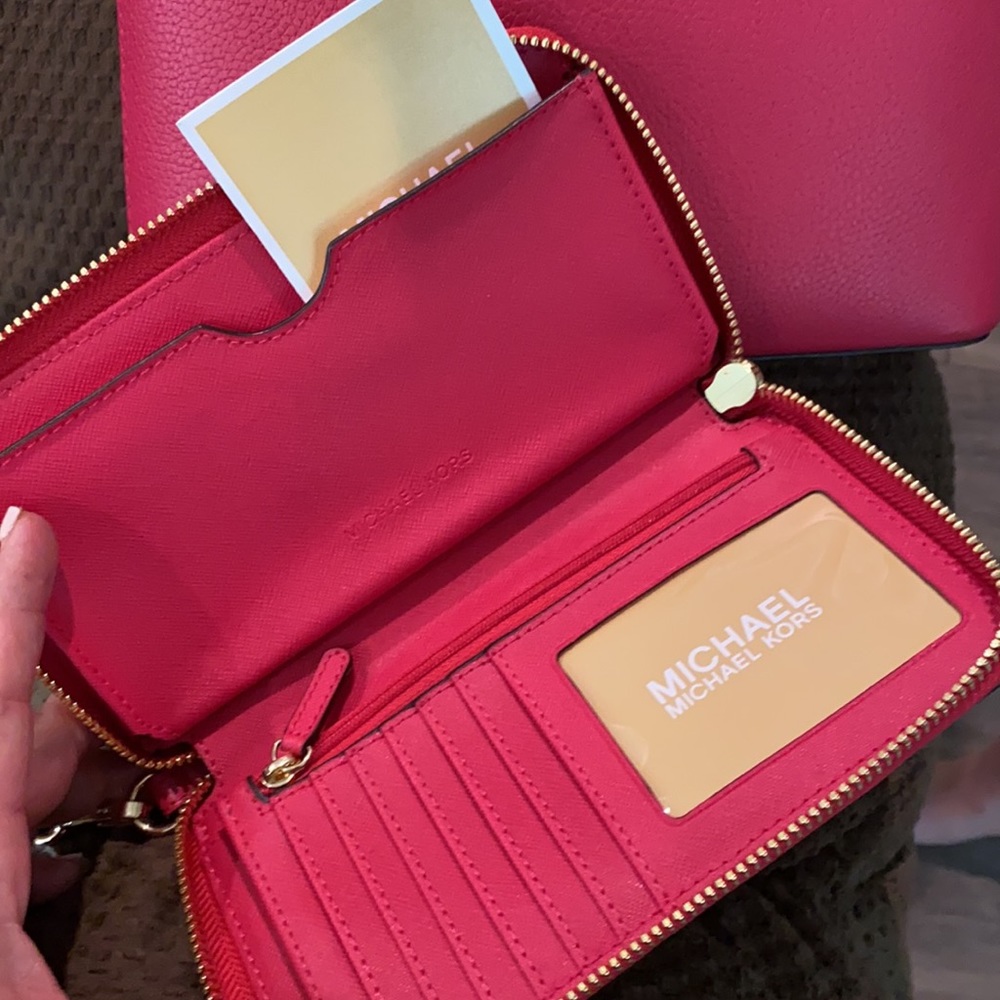 Michael Kors purse and wallet set NEW - Picture 3 of 4